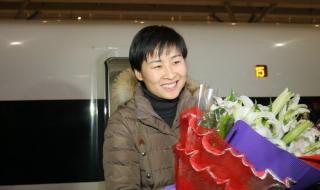 航天员将零点送祝福