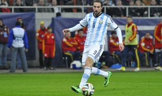 梅西和c罗在一个俱乐部 梅西和c罗在一个俱乐部